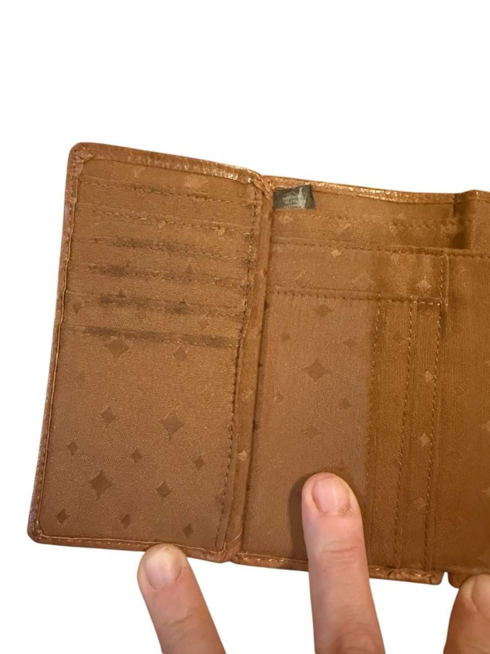 Fossil Brown Leather Trifold Wallet with Keyhole Plaque - Picture 7 of 8
